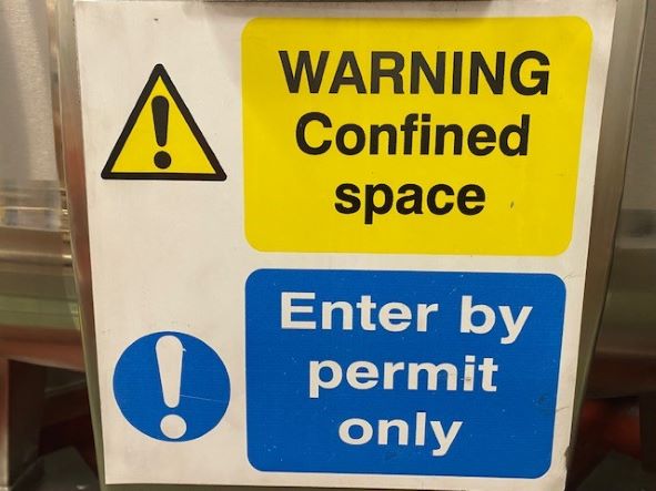 Confined Space Sign