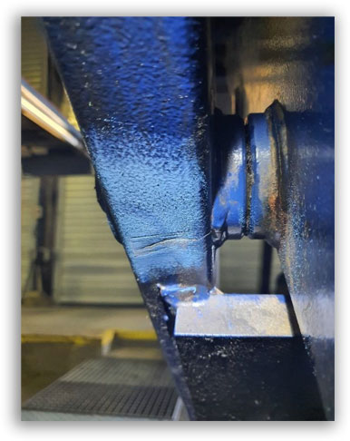 vehicle-scissor-life-image-3 vehicle-scissor-life-image-3