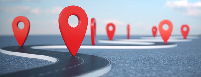 location-arrows-on-a-winding-path